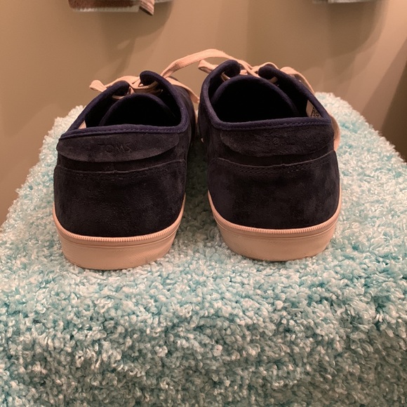 Tom’s navy blue suede feel shoes Men’s size 13. - Picture 6 of 6